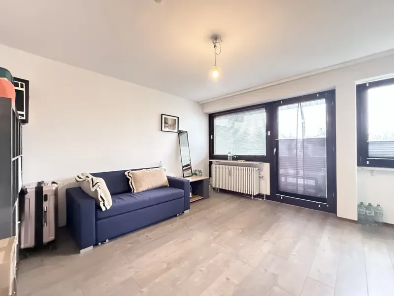 Wohn- und Schlafzimmer