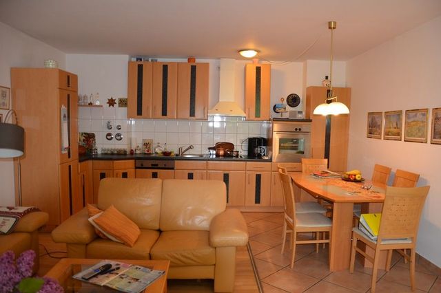 Essbereich u. offene Küche