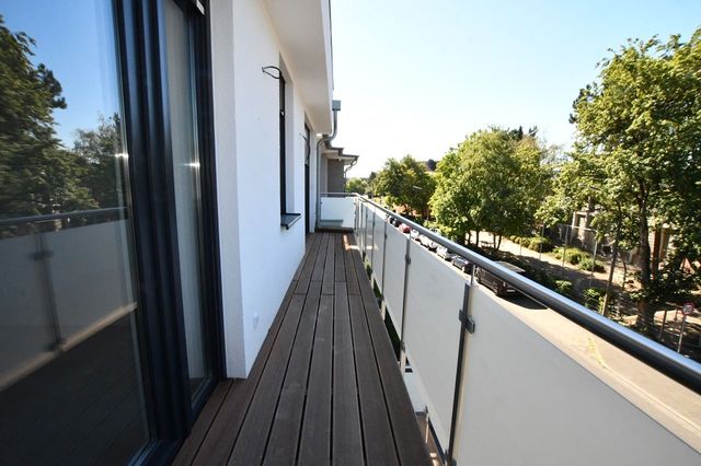 Terrasse zum Eingangsbereich