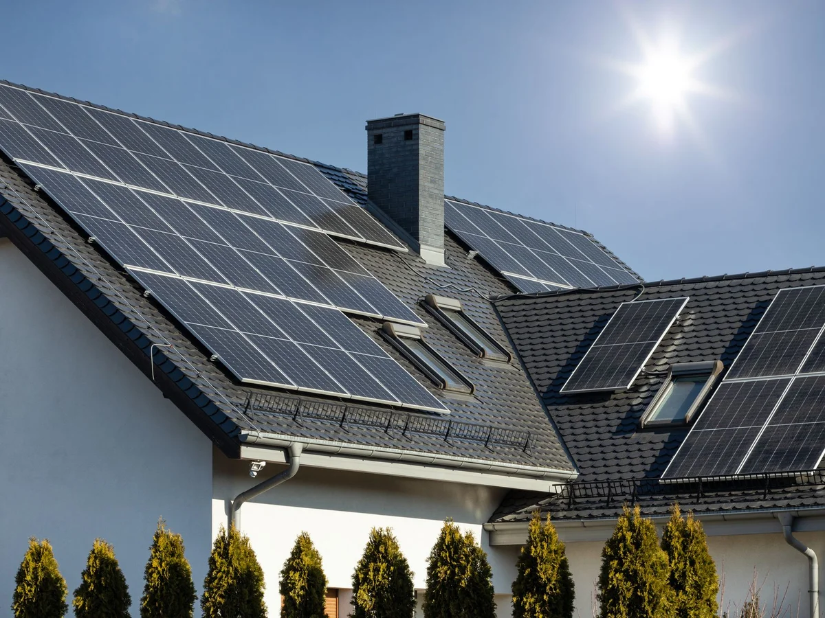 Wertfaktor Energiebilanz: Deutliche Preisaufschläge für effiziente Wohngebäude