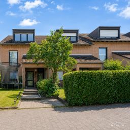 Reihenendhaus mit separater Einliegerwohnung, Garten und flexiblem Nutzungskonzept