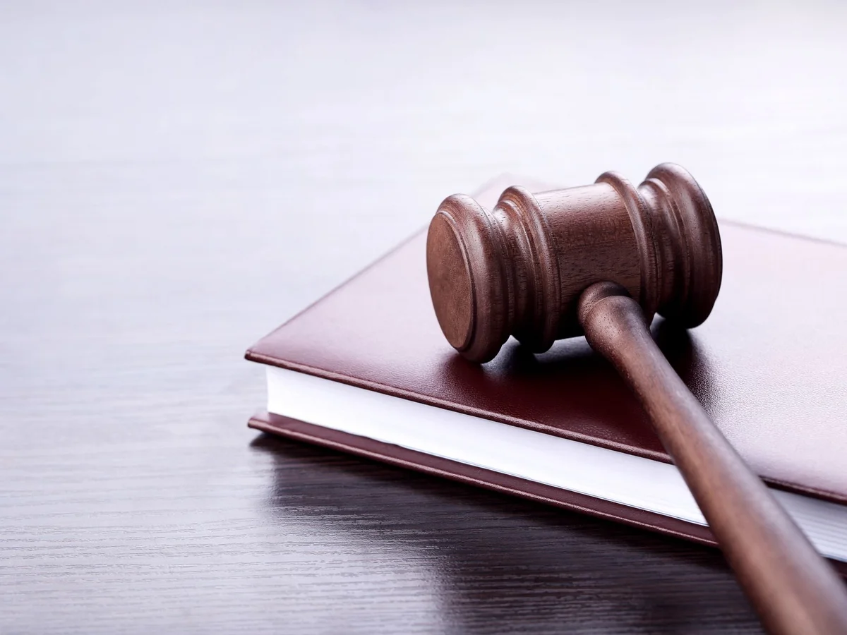 Rechtliche Wege und Herausforderungen bei der Teilung von Immobilien nach einer Scheidung