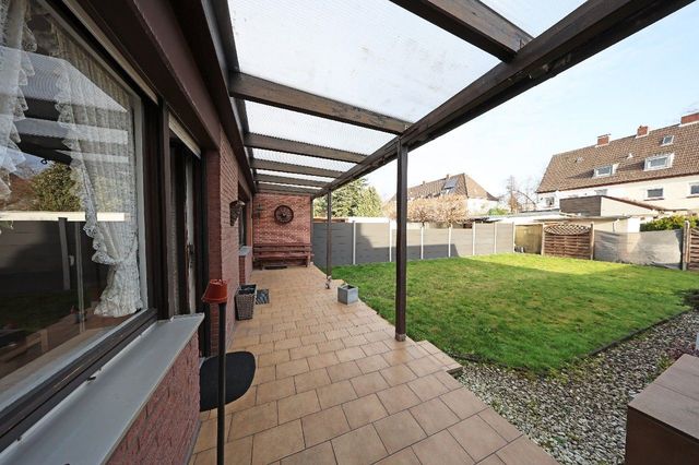 überdachte Terrasse