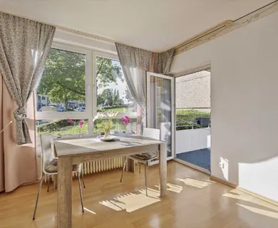 Provisionsfrei für Kaufende: Lichtdurchflutete 2-Zimmer-Wohnung mit Blick ins Grüne