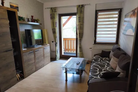 27794 HomeCompany Möbliert/Furnished 2-Zimmer Wohnung mit Balkon in Leipzig- Markkleeberg max. 4 Personen