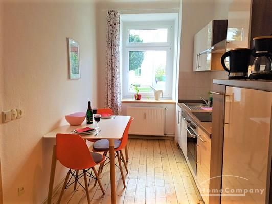 K&uuml;che mit vollausgestatteter Einbauk&uuml;che