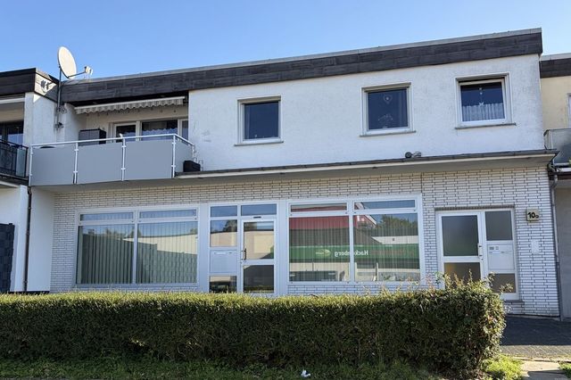 Parkmöglichkeit vor dem Haus