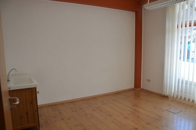 Büro 1