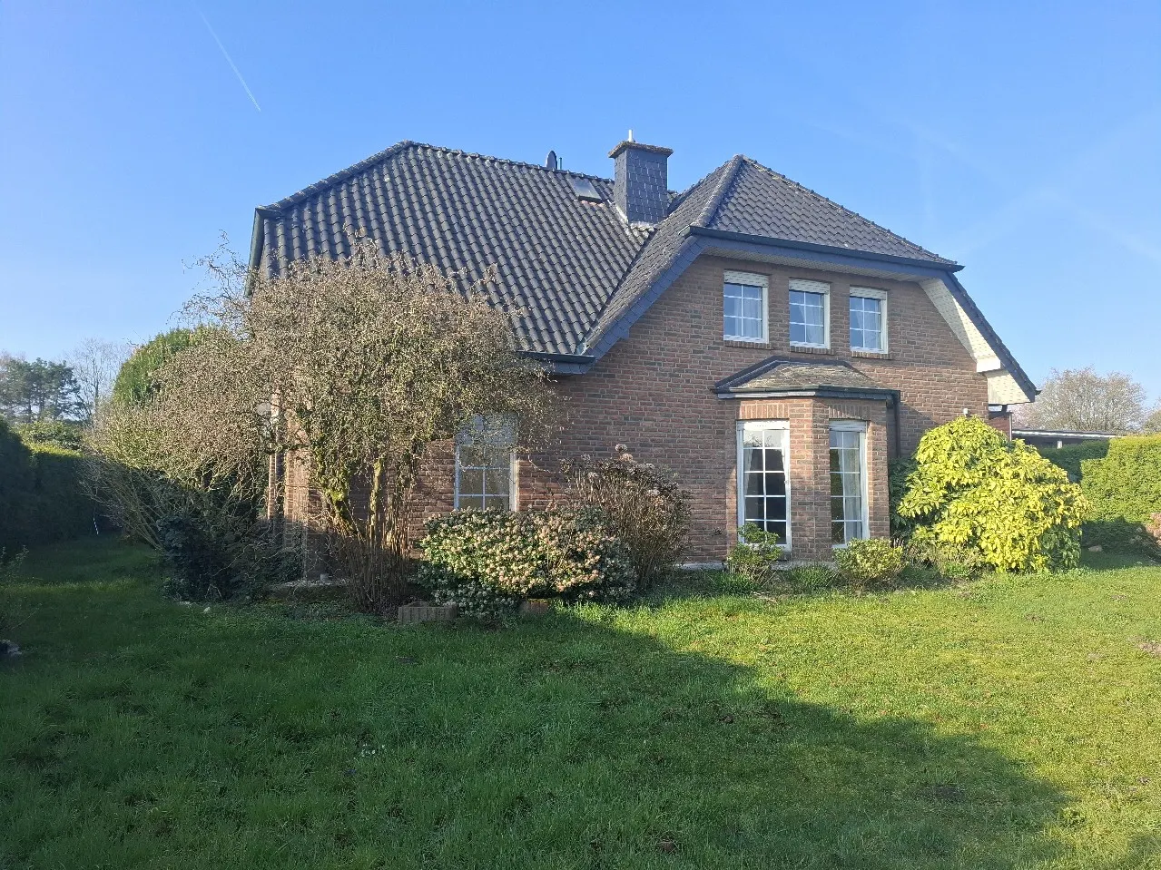 Freistehendes Landhaus mit viel Platz in ruhiger Lage von 41334 Nettetal-Kaldenkirchen