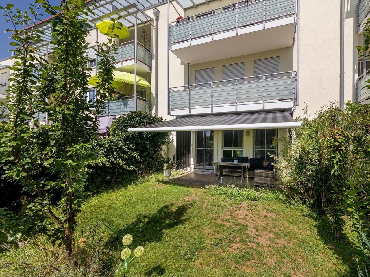 Neue elektrische Markise