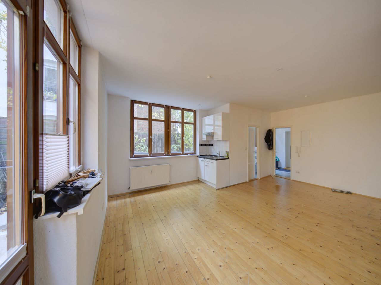 Wohnung 2 - Wohn- und Schlafzimmer