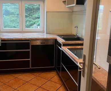 Stadt Blankenberg – Ideal für 1-3 Personen! 3-Zimmer-Dachgeschoßwohnung im ruhigen 3-Familienhaus - Photo 2