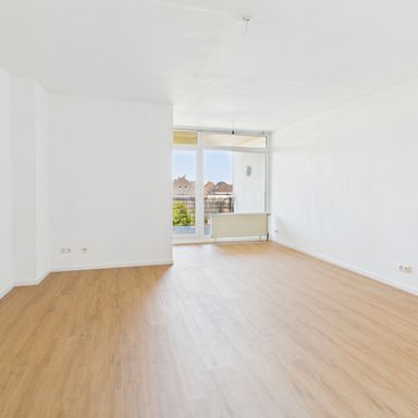 Attraktive 2-Zimmer-Wohnung mit Balkon in Düren.
Wir bitten um ausschließlich schriftliche Anfragen