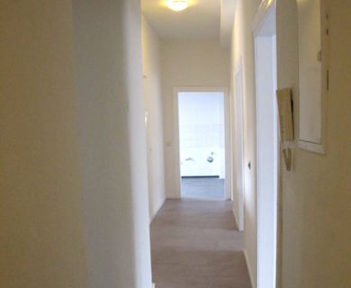 Schön und geräumig im Altbau - Photo 5