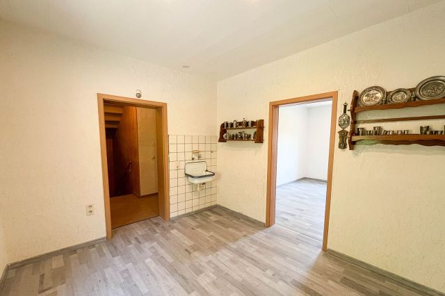 Durchgangszimmer EG