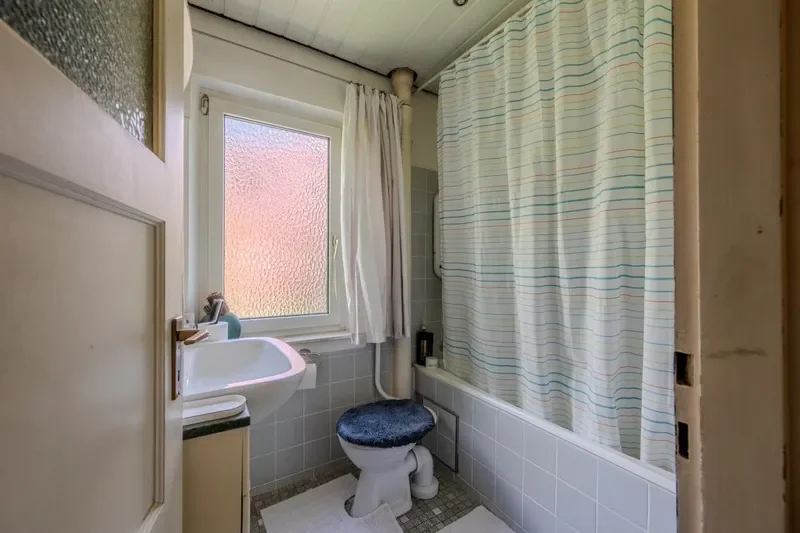 Badezimmer im Obergeschoss