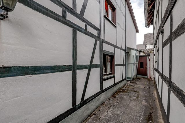 Hauseingang rechtes Haus