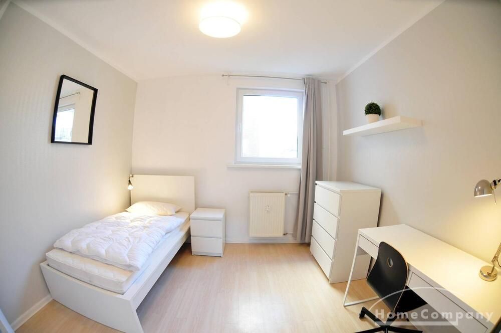 Schlafen 2 / Arbeiten