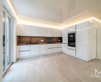 MG – Modern Smart Home Apartment