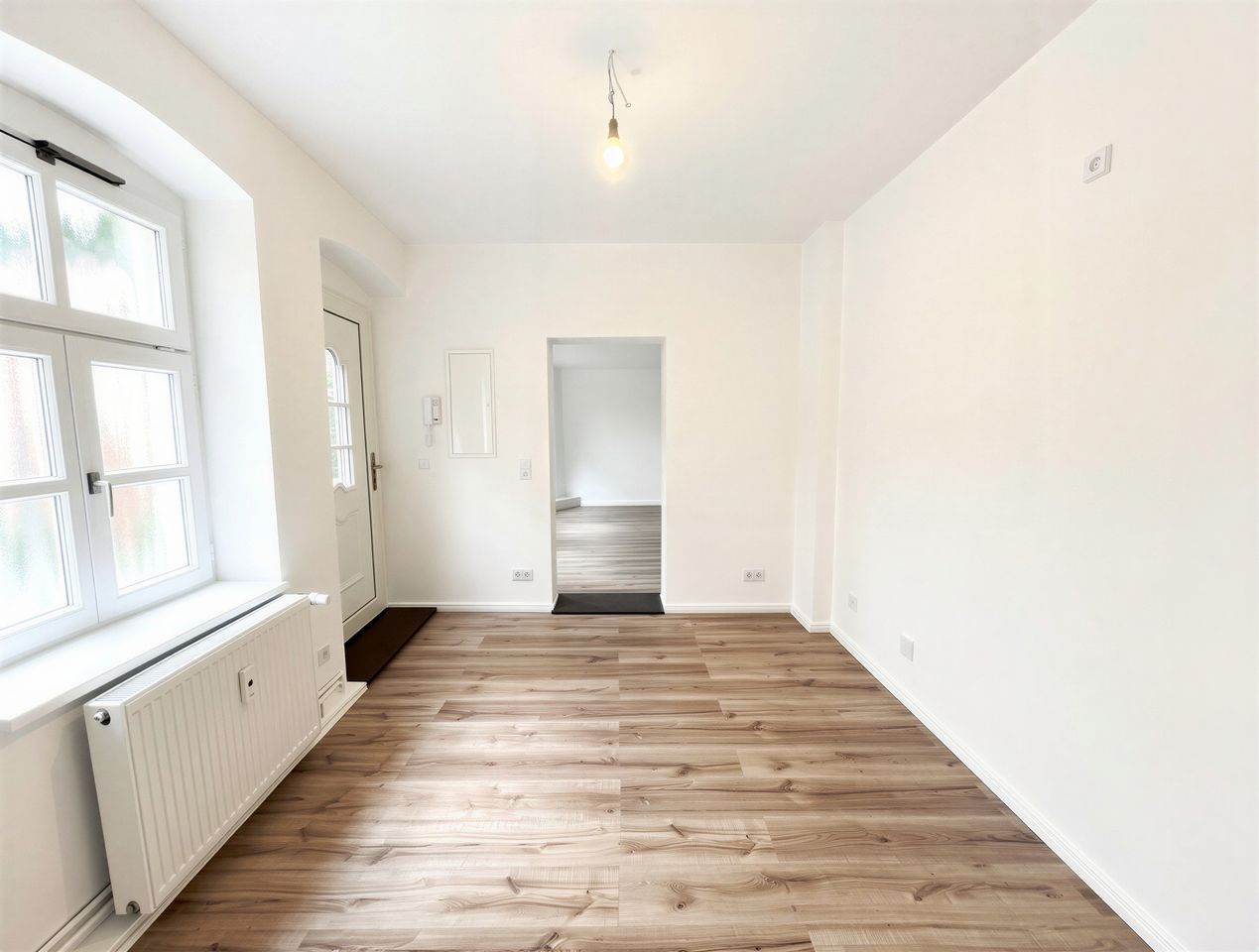 Eingang / Empfang - Ansicht 1