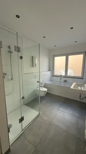 Badezimmer EG