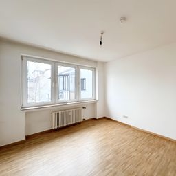 SANIERTE 2-ZIMMERWOHNUNG IN DER STADTMITTE ZU MIETEN!