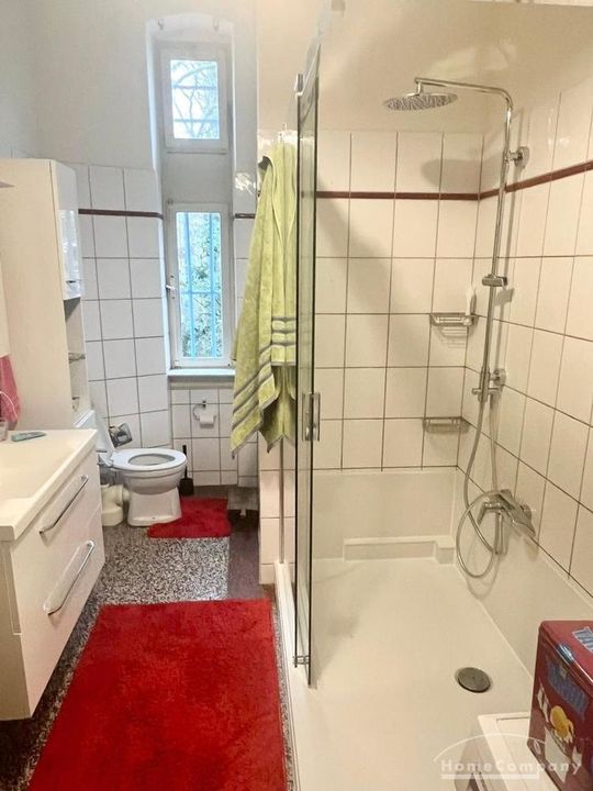 Duschbad mit Fenster