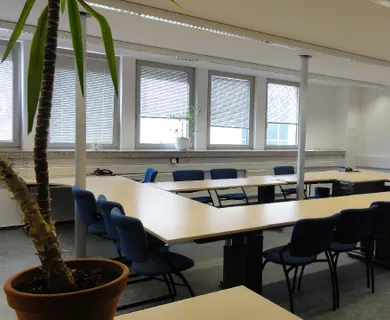 *PROVISIONSFREI* ca. 138,50 – 277m² Büro-/Praxisfläche in repräsentativer City-Lage zu vermieten