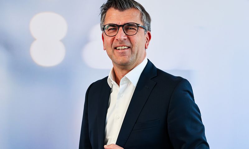 Dr. Oliver Altenhövel - Geschäftsführer