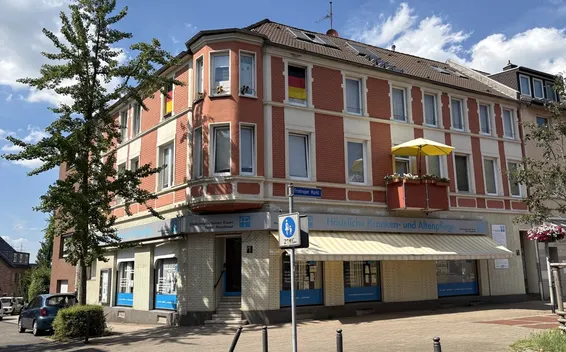 Kapitalanleger aufgepasst! Zentral gelegenes Wohn- und Geschäftshaus mit Soll-Faktor-14 in Frintrop.