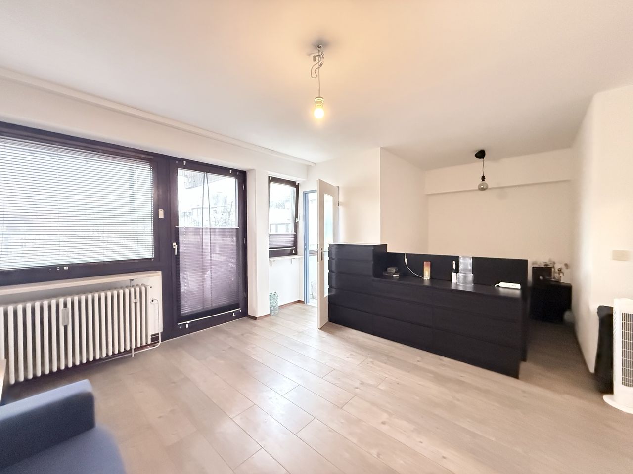 Wohn- und Schlafzimmer