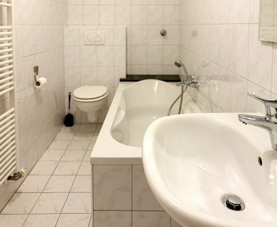 Modernisierter Altbau-Traum: großzügige Maisonette Wohnung im Herzen von Schwelm - Photo 3