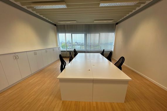 14 m²  130 m² repräsentative Gewerbefläche in attraktiver Lage