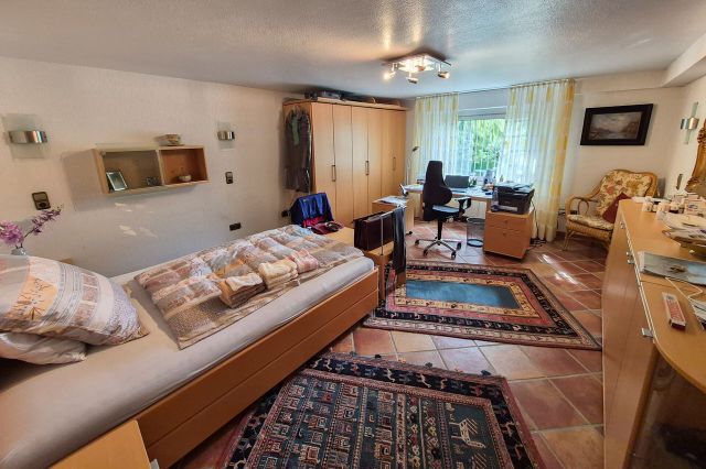 Schlafzimmer UG