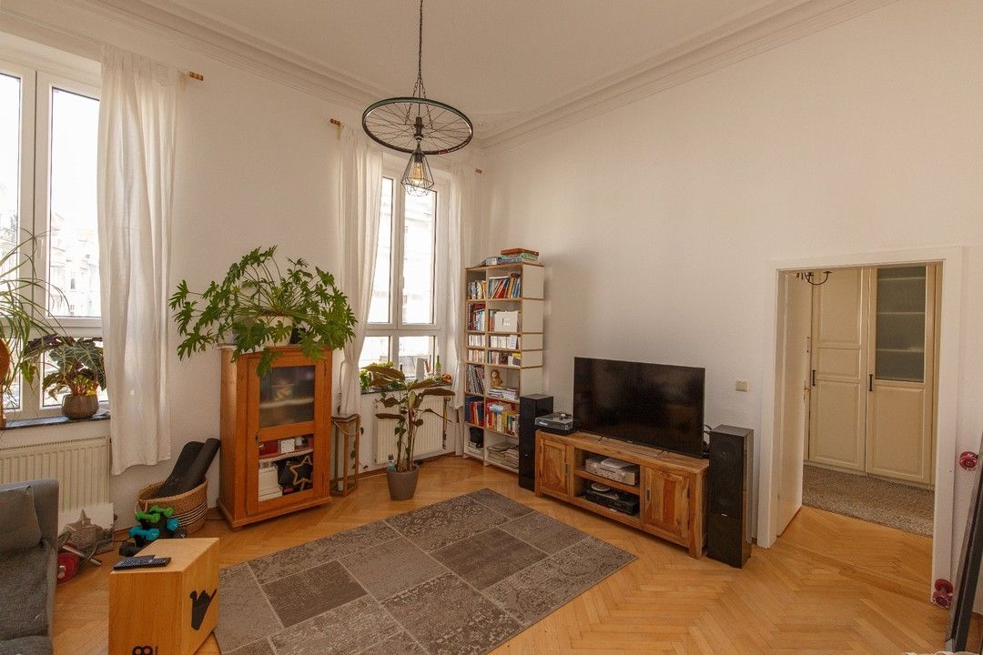 FIRST FLOR IMMOBILIEN