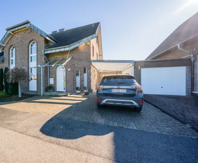 Familientraum auf 126 m² – ausgebautes Dachgeschoss, Außenpool, Sauna & ca. 100 m² Nebengebäude