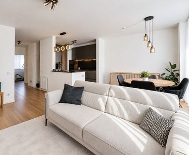 UMFASSEND SANIERTE FREIE 3 ZIMMERWOHNUNG IN KREFELD ZENTRUM ZU KAUFEN!!!