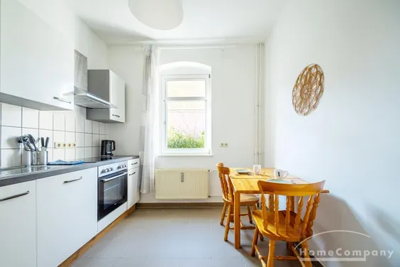 27301 HomeCompany Dresden Möbliert/Furnished 2-Zimmer Apartment WG-Geeignet in Dresden-Kaditz max. 4 Personen