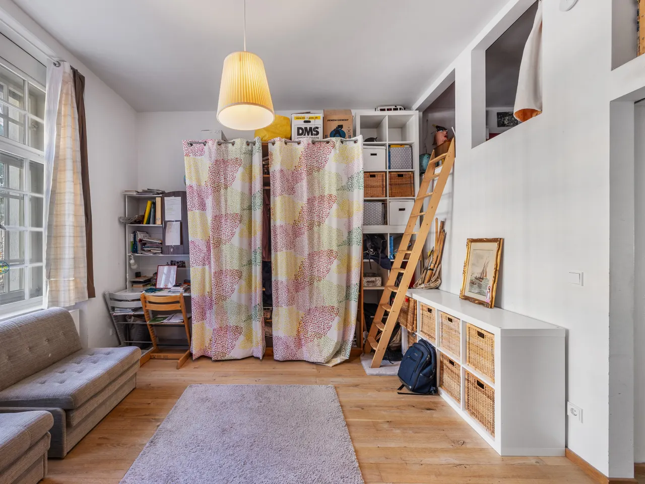 Kinderzimmer mit Bad en Suit