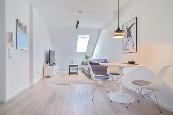 Helle, komplett und hochwertig ausgestattete Wohnung in sehr guter Wohnlage, Nähe Kirchviertel