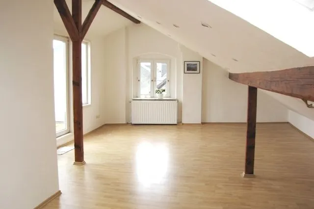 Wohnung 2. OG Haus 9