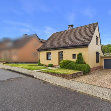 Ein Haus mit Charakter, Potenzial und viel Raum für Ihre persönlichen Ideen!