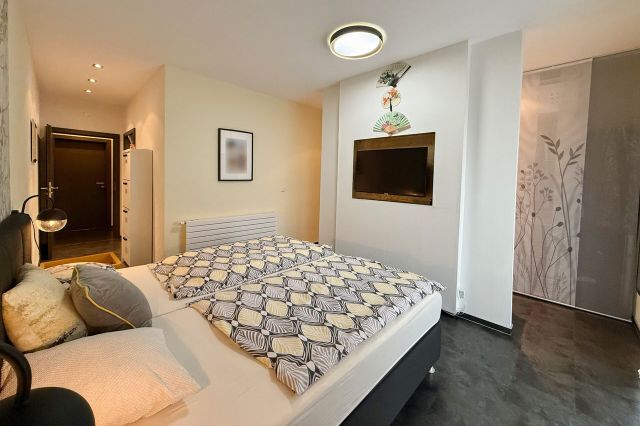Elternschlafzimmer mit Ankleide