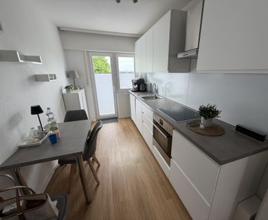 Moderne 4-Zimmer-Dachgeschosswohnung mit 2 Balkonen - Foto 5