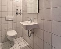 separates WC