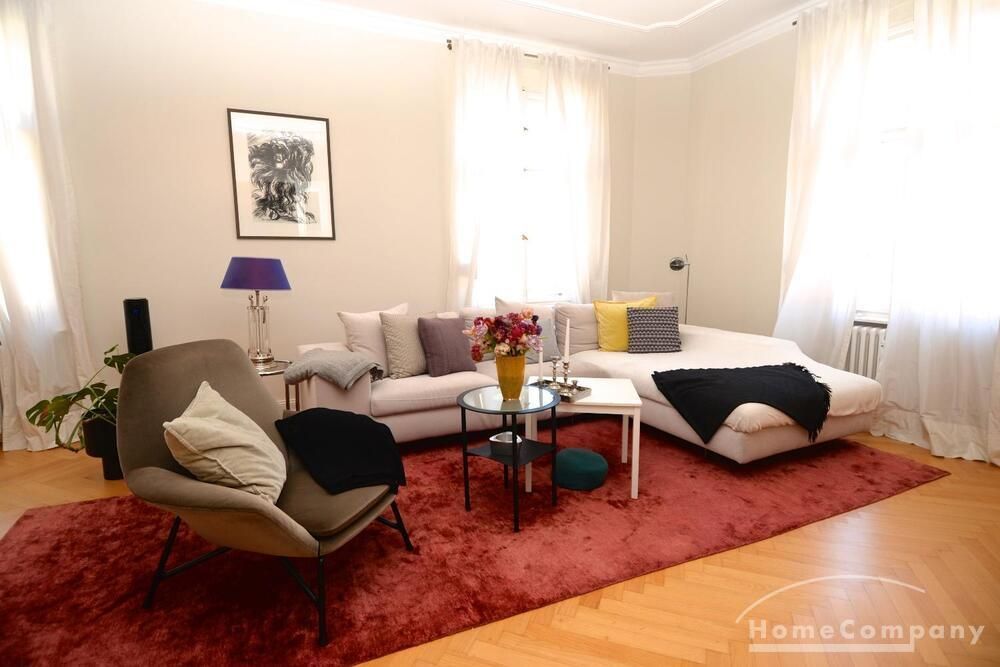 Große 4-Zimmer-Wohnung in Wilmersdorf, möbliert - Photo 1