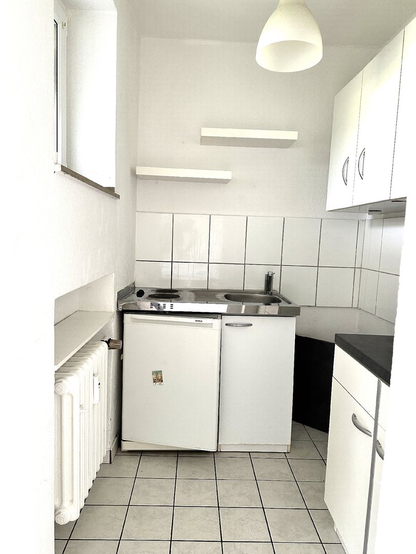 Düsseldorf-Heerdt! 1-Zimmer-Apartment mit großem Balkon in ruhiger Lage! - Photo 2