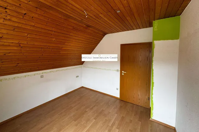 Schlafzimmer DG