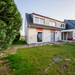 Saniertes Einfamilienhaus: 5 Zimmer mit Garten, Terrasse & Vollunterkellert in Jüchen – 127 m²