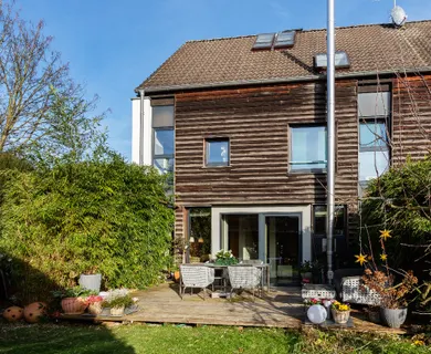 Außergewöhnliches Architektenhaus mit ca. 144 m² Wohnfläche in Bergisch-Neukirchen